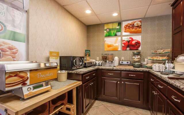 Quality Inn & Suites Covington