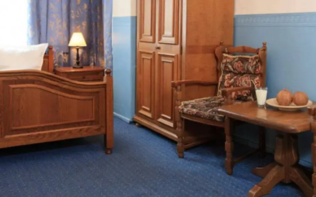 Hotel - Pension Cortina