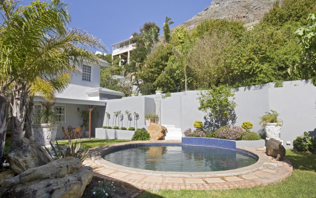 Capeblue Manor House