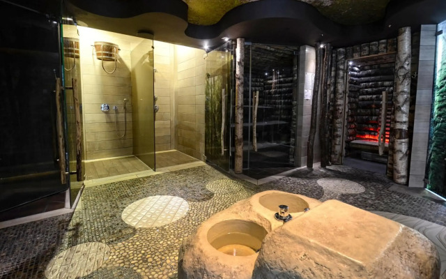 Hotel Zubrówka Bialowieza