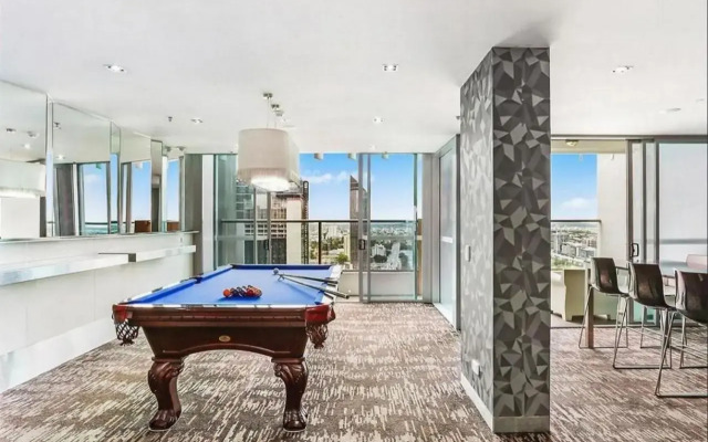 Evolution Apartments
