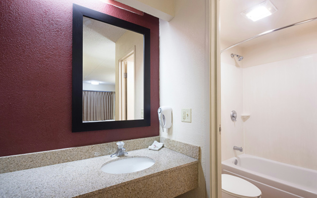 Red Roof Inn Madison, WI