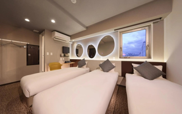 Tennoji Crystal Hotel
