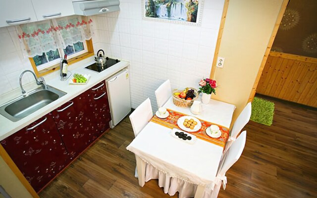 Galaxy x Hotel type Caravan Glamping&Pension