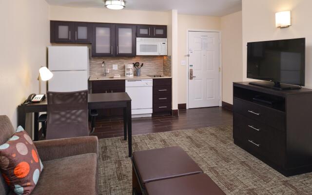 Staybridge Suites Dallas-Addison Hotel