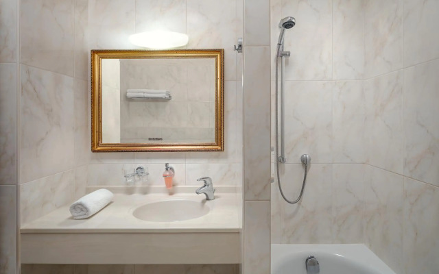 Humboldt Park Hotel And Spa