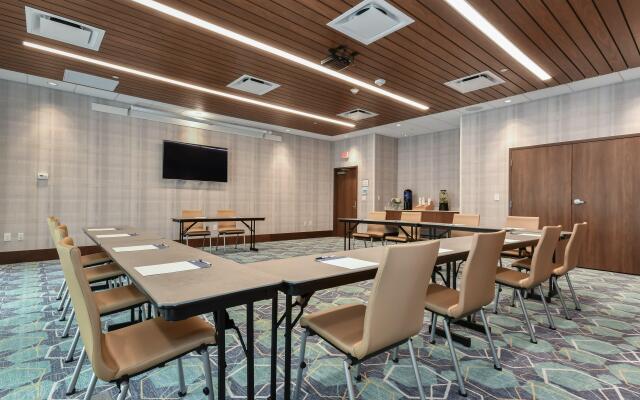 Holiday Inn Express & Suites Charlotte - Ballantyne by IHG