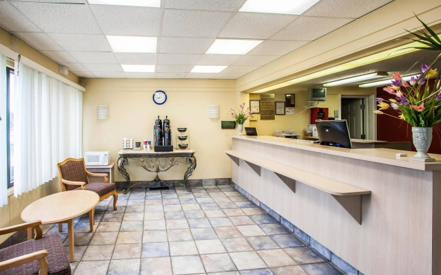 Relax Inn Saint Charles