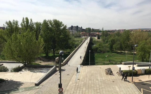 Acogedor apartamento Puente Romano !!!