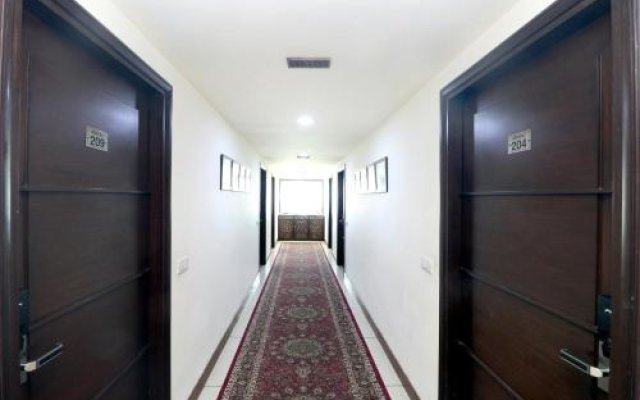 OYO 18810 Hotel Noor Mahal