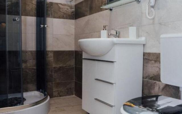 Regim Hotelier Astoria 2