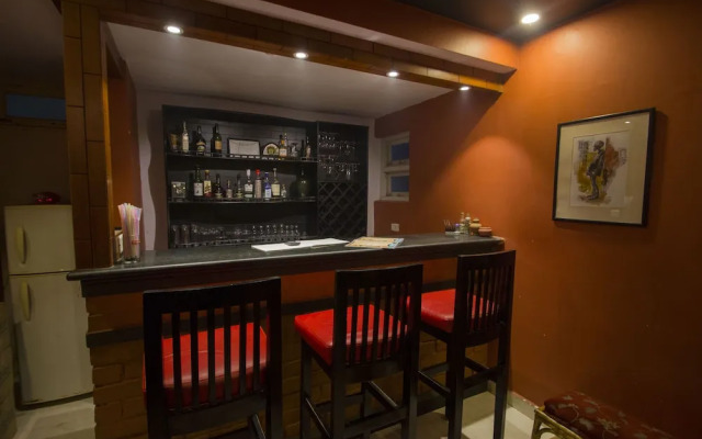 Veeniola Holiday Home