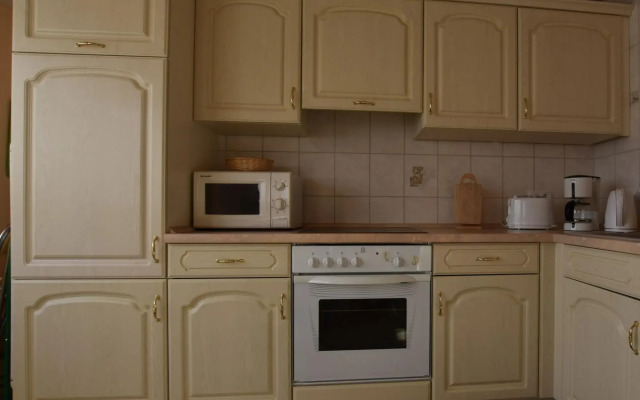 Rustic Escape in Kropelin