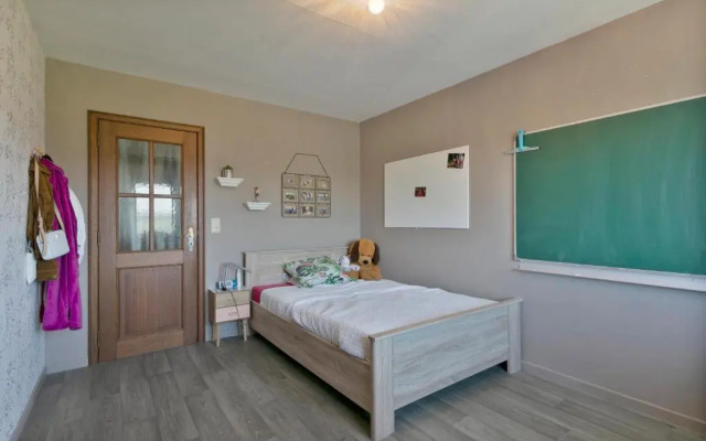 Cottage Fauna & Flora