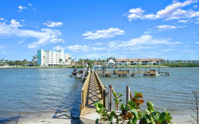 Indian Sand D2 by Vtrips