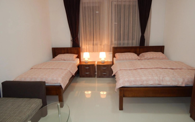 Apartments S&S