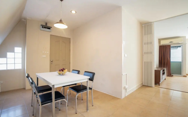 181 Ekkamai Apartment