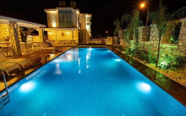 Amour Alacati Butik Otel