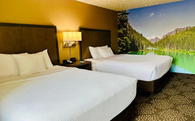 Clarion Pointe Wenatchee