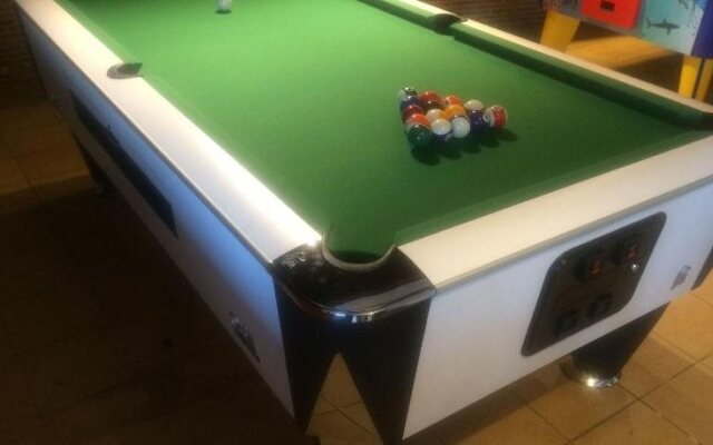 Arenal Pins Hostal