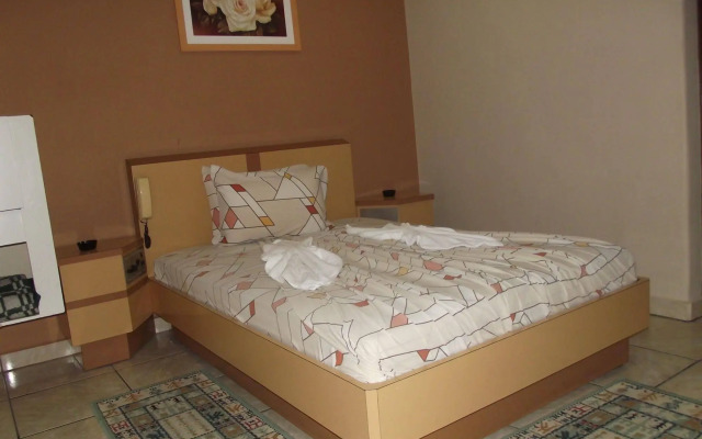 Charlott Hotel
