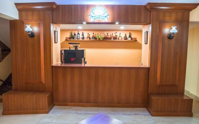 FabHotel Prazeres Boutique PanajI