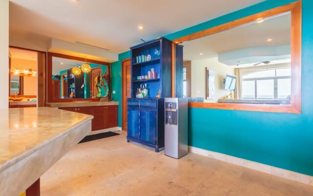 Isla 33 - One Bedroom Villa 2305