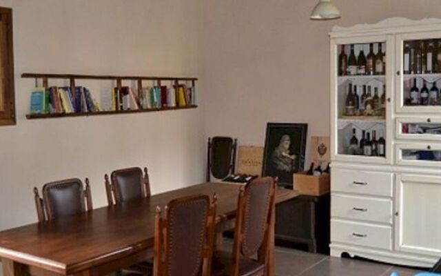 Elegant and Relaxing Farmhouse Nestled in the Heart of Cilento