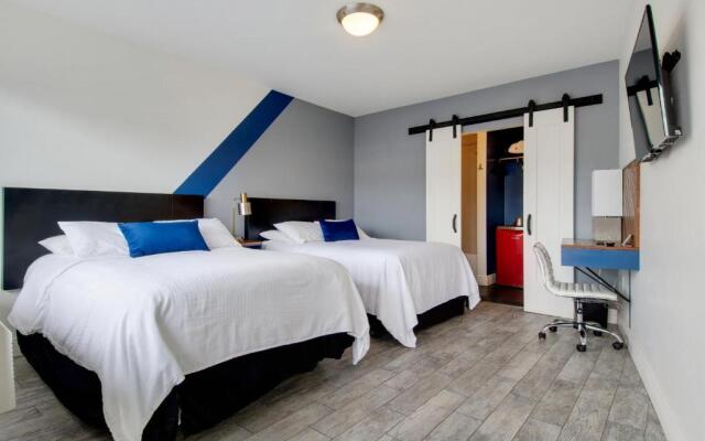 The Iris Motel