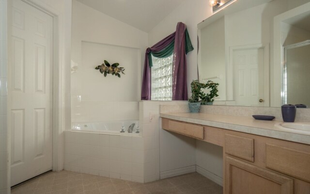 Lkb4705aw 4 Bedroom Villa in Lake Berkley