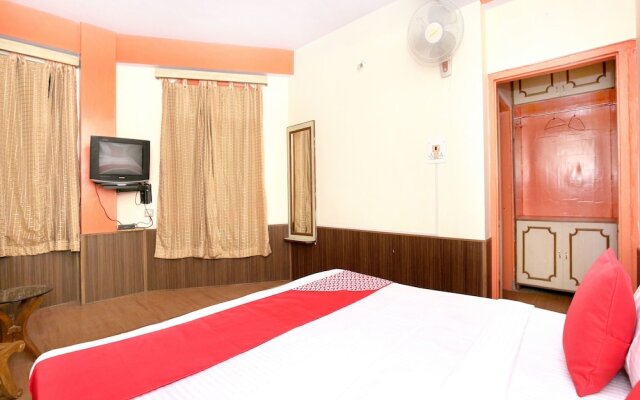 OYO 12242 Home 1RK Shoghi