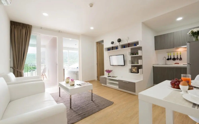 Ozone Condotel Kata Beach