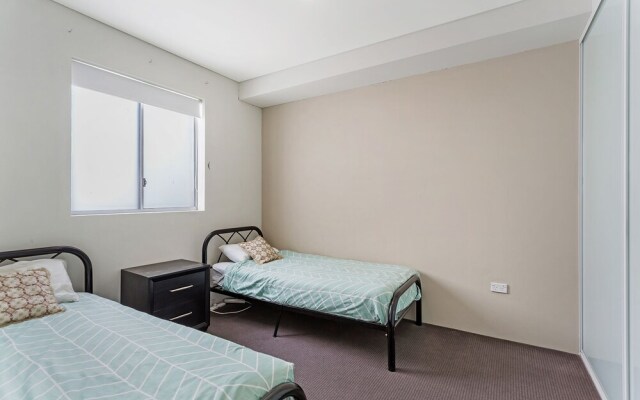 Cote D'Azur, Unit 40/61 Donald Street