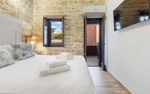 Phaistos Villas Elegant South Residence