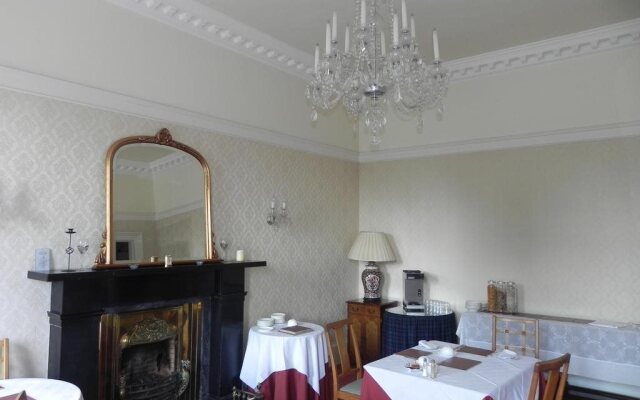 Ashlyn Guest House