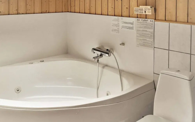 8 Person Holiday Home in Vaeggerlose-by Traum