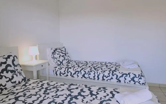 64 LCA - Stay Skyline Nest