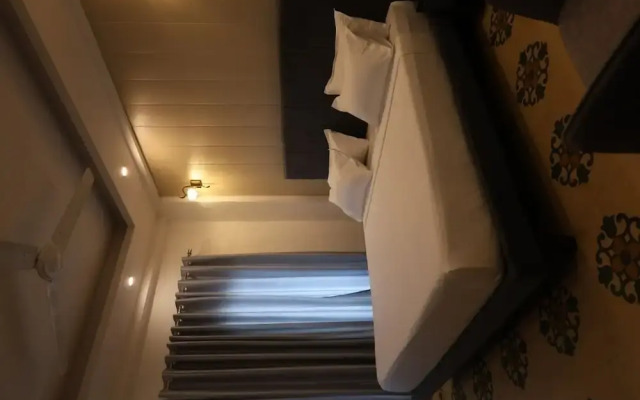 Hotel Heritage