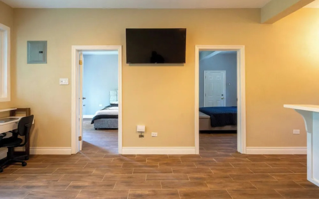 Modern Home 10minstobeach, Private Cliff, AC Wifi