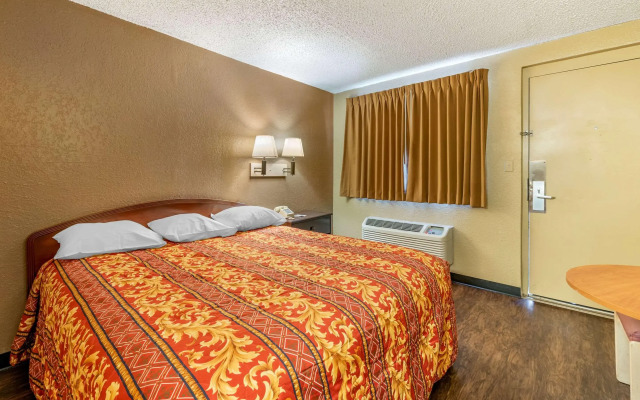 Rodeway Inn Pueblo
