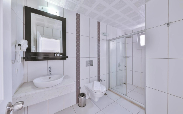 Linda Boutique Class Hotel