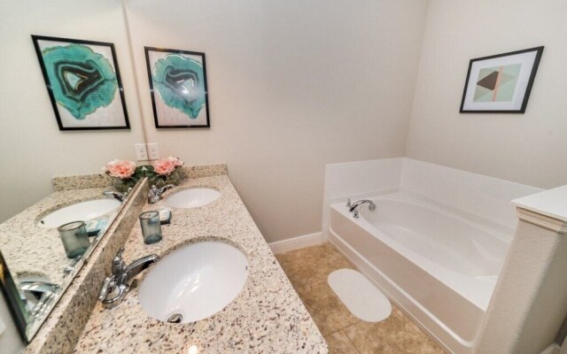 5267 Wildwood Way 5 Bedroom Home