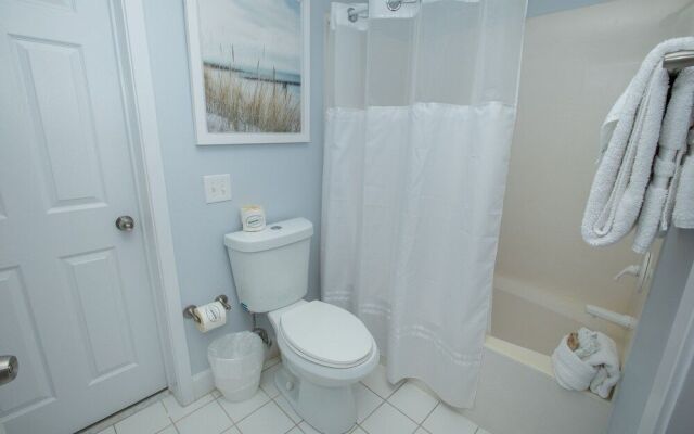 Oceania 506 3 Bedroom Condo by RedAwning