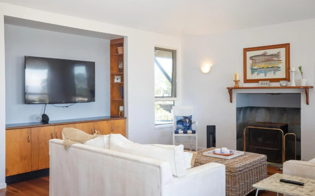 3 BUOYS - ocean views, fireplace, 3 bed, 2 bath