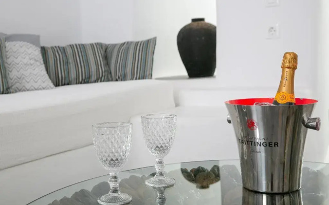 Vogue Suites