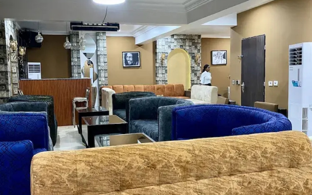 Glovis Luxury Apartments