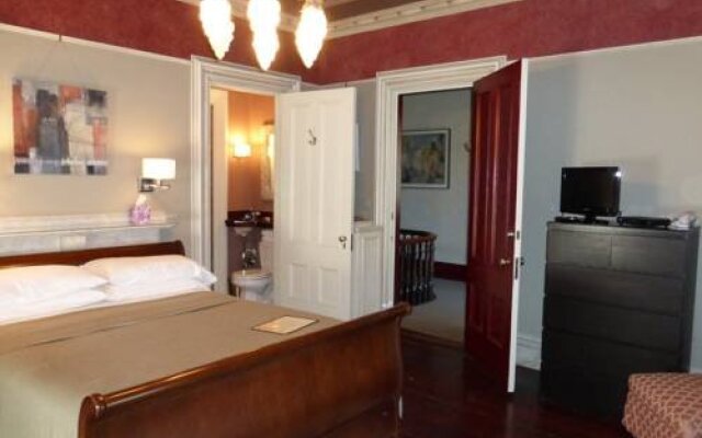 Taylor House BB