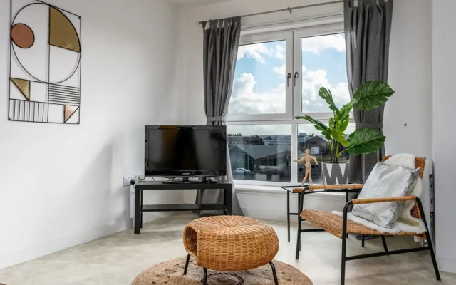 The Douglas - Donnini Apartments