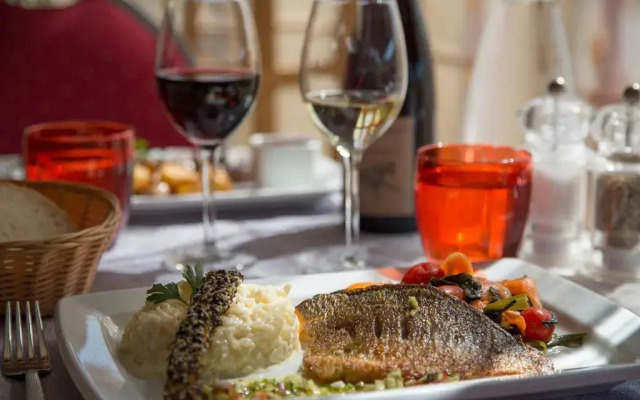 The Originals City, Hôtel Le Boeuf Rouge, Saint-Junien