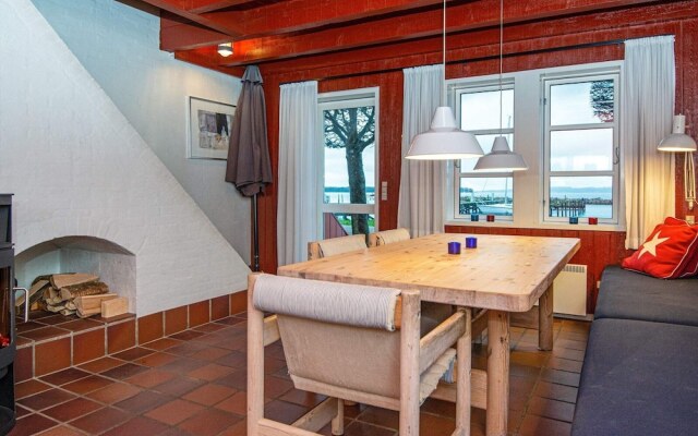 6 Person Holiday Home in Ebeltoft-by Traum